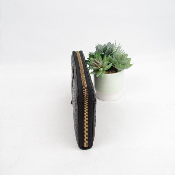 Kate Spade ♠️ Black Zip Around Wallet - Picture 4 of 7